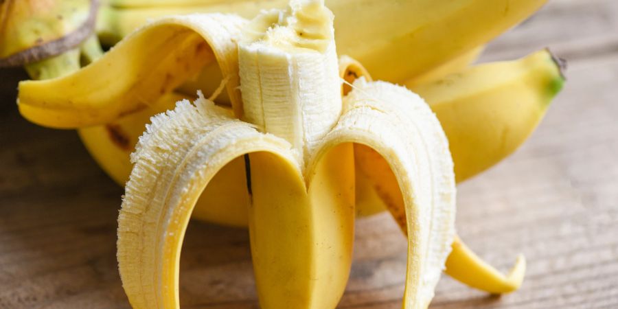 Bananen heben nachweisliche die Laune.