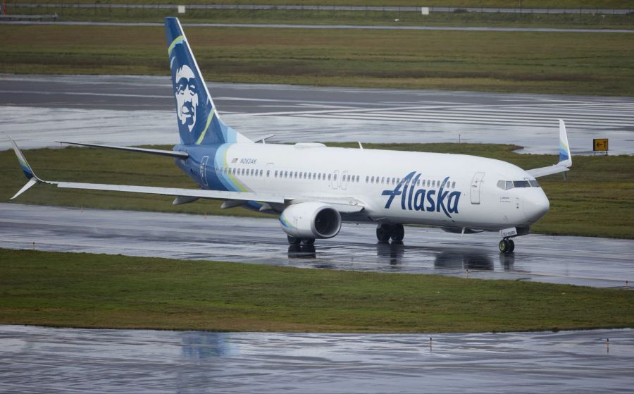 Boeing Plane Emergency Landing