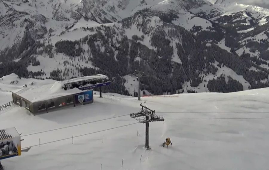 Auch auf dem Metschstand in Adelboden BE grüsst der Winter