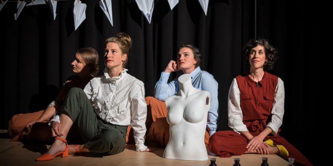 «Famm» präsentiert am 23. Februar 2023 ihr neues a cappella Programm «s’ – s’Babeli, S’Liseli und andere starke Frauen. Wohlen