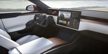 2024 Tesla Model S Touchscreen