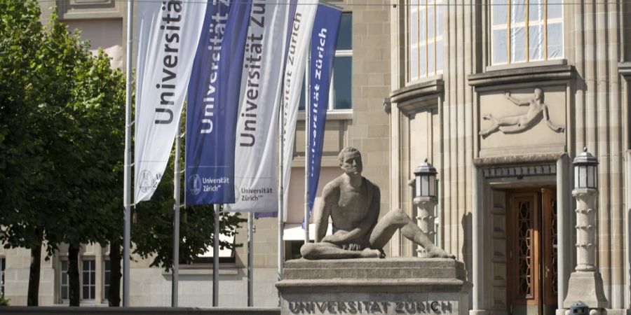 Die Universität Zürich fokussiert sich derzeit auf die Chancen und Risiken des Tools, wie Melanie Nyfeler zu Nau.ch sagt. (Symbolbild)