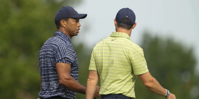 Tiger Woods und Rory McIlroy während dem PGA Championship. PGA Championship Golf