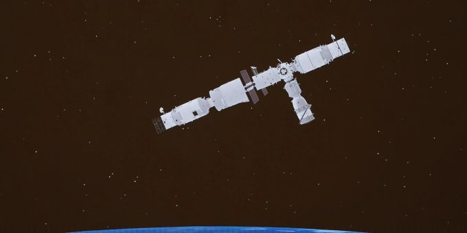 Das chinesische Raumschiff «Shenzhou 13» hat erfolgreich an die radiale Öffnung des Kernmoduls der Raumstation Tianhe angedockt. Shenzhou