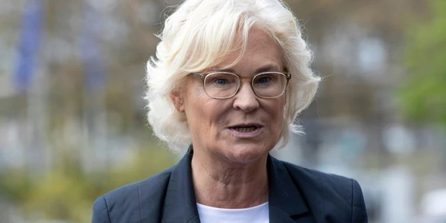 Verteidigungsministerin Lambrecht