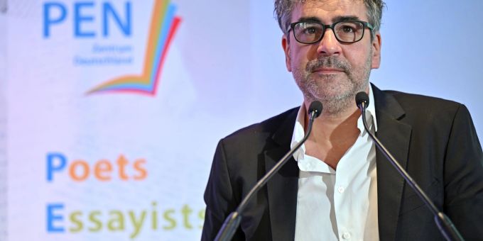 Deniz Yücel, the president of the writers' association PEN Center Germany, is not without controversy.