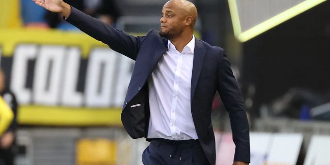 Vincent Kompany trainiert seit 2020 den RSC Anderlecht. Vincent Kompany trainiert seit 2020 den RSC Anderlecht.