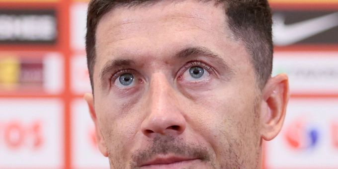 Wird von den Bayern nicht freigegeben: Robert Lewandowski. Wird von den Bayern nicht freigegeben: Robert Lewandowski.