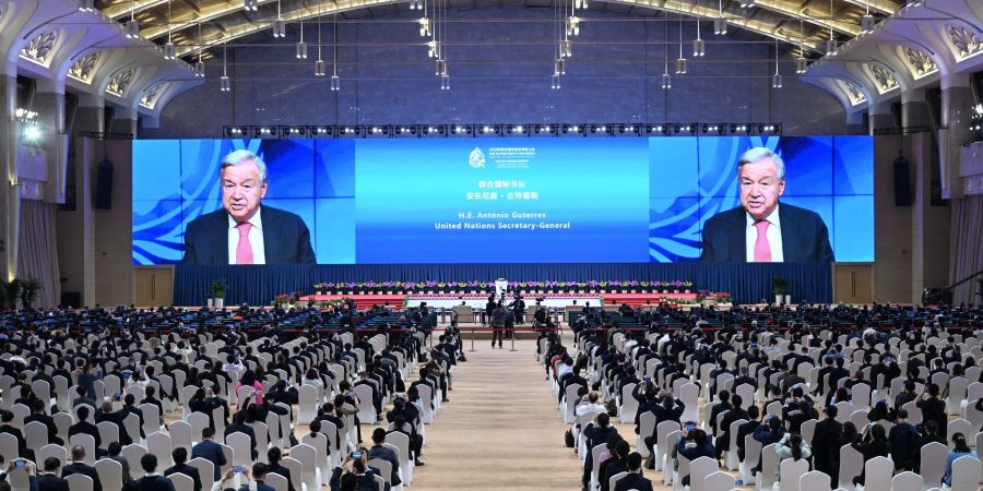 Antonio Guterres, UN-Generalsekretär, spricht per Videoübertragung auf dem Gipfeltreffen der 15. UN-Weltnaturschutzkonferenz (COP 15) in der südwestchinesischen Provinz Yunna.