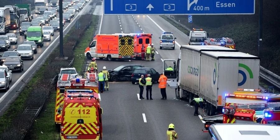 Verkehrsunfall auf einer Autobahn