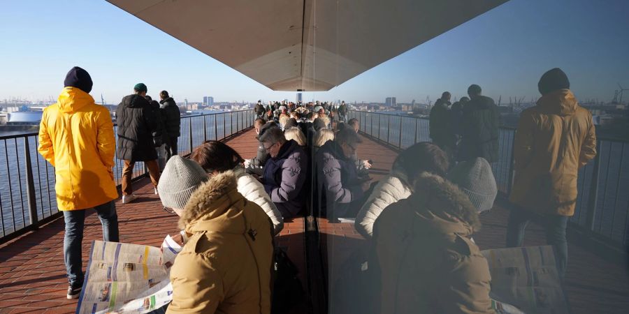 Der Besuch der Plaza der Hamburger
Elbphilharmonie bleibt weiterhin kostenlos.