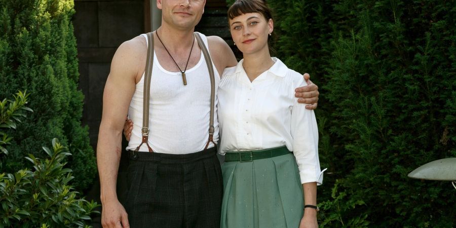 Mercedes Müller und Max Riemelt beim Drehstart.