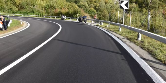Mesocco: Mit Motorrad auf Ölspur ausgerutscht. graubünden