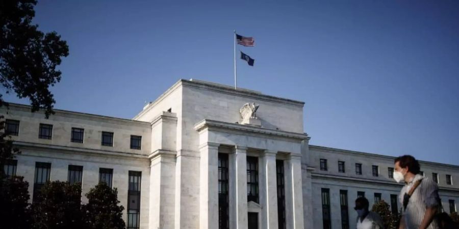 Der Haupsitz der Federal Reserve in Washington: Experten zufolge sind die Krisenmassnahmen der Fed bereits umfassender als jene nach der globalen Finanzkrise 2008/2009. Foto: Ting Shen/XinHua/dpa