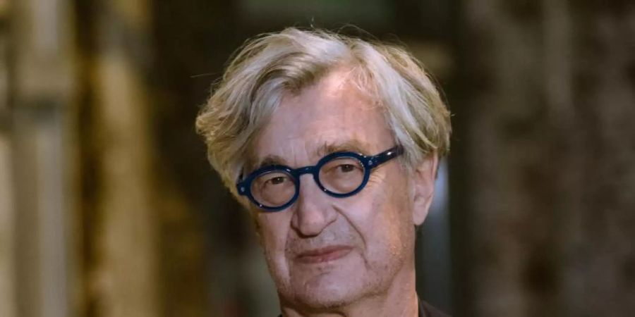 Wim Wenders will seinen 75. Geburtstag nicht gross feiern. Foto: Markus Scholz/dpa