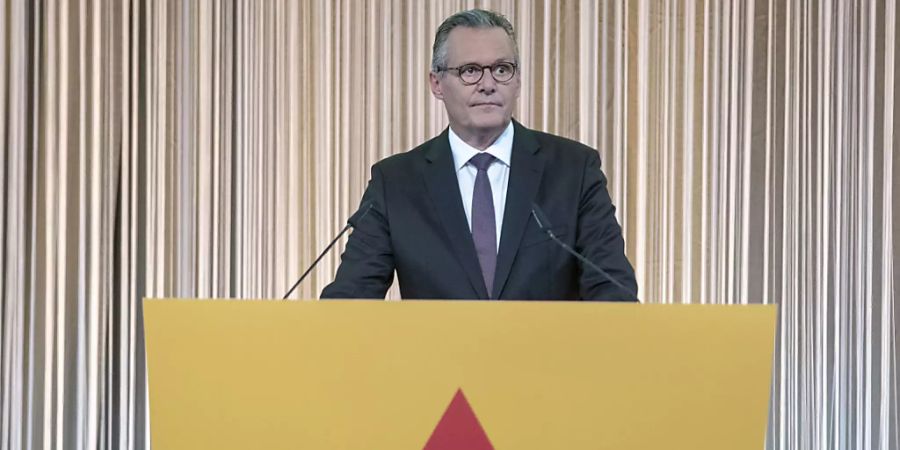 Der Verwaltungsratspräsident von Sika, Paul Johann Hälg, blickt auf anspruchsvolle Monate wegen der Coronakrise zurück. (Archivbild)
