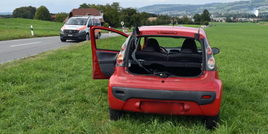 Nottwil LU: Eine Person bei Auffahrkollision verletzt