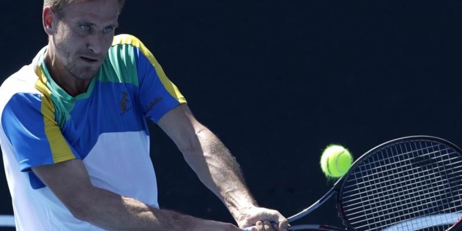 Peter Gojowczyk hat in Marseille das Achtelfinale erreicht. Foto: Mark Schiefelbein/AP
