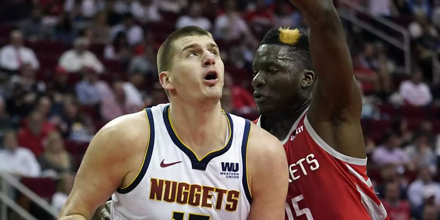 Clint Capela macht Denvers Nikola Jokic das Leben unter dem Korb schwer