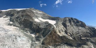 Zermatt VS -
                                Deutscher Bergsteiger (†47) st�rzt am
                                Zinalrothorn – tot