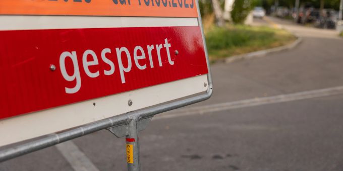 Strassensperre. (Symbolbild) Strassensperre. (Symbolbild)
