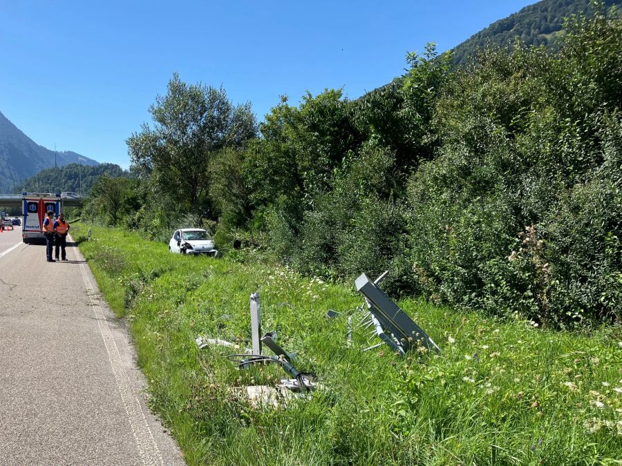 Verkehrsbehinderungen nach Unfall