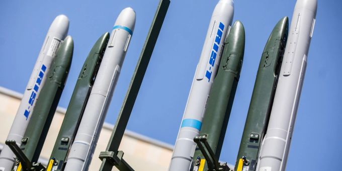 Ukraine-Überblick - EU sichert Kiew weitere Hilfe zu, Berlin liefert