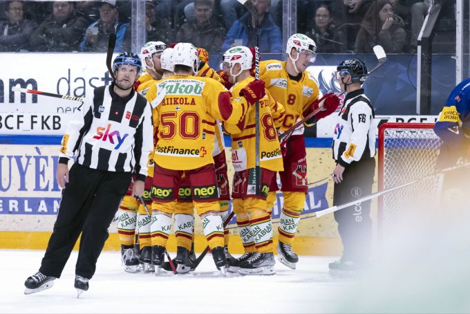 Die SCL Tigers gewinnen bei Fribourg-Gottéron im Penaltyschiessen. SCL Tigers Fribourg-Gottéron