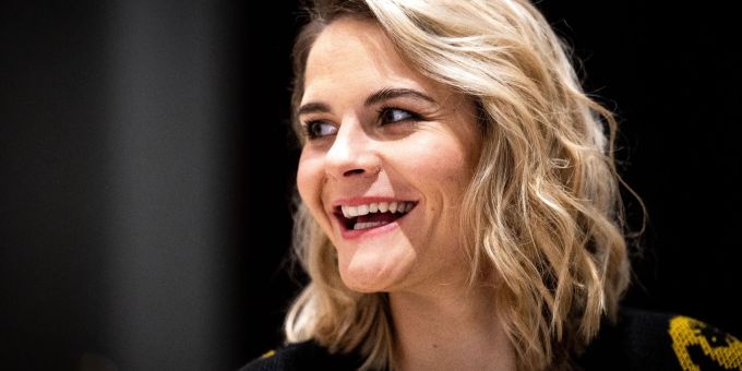 Hazel Brugger scheint eine fleissige Geschäftsfrau zu sein. Hazel Brugger