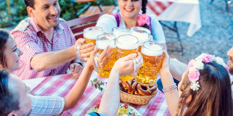 Oktoberfest Bier Menschen