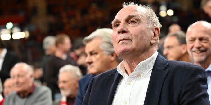 Uli Hoeness gesteht: «Die Berufung von Oliver Kahn als Vorstandsvorsitzender von Bayern München war ein grosser Fehler.» Uli Hoeness