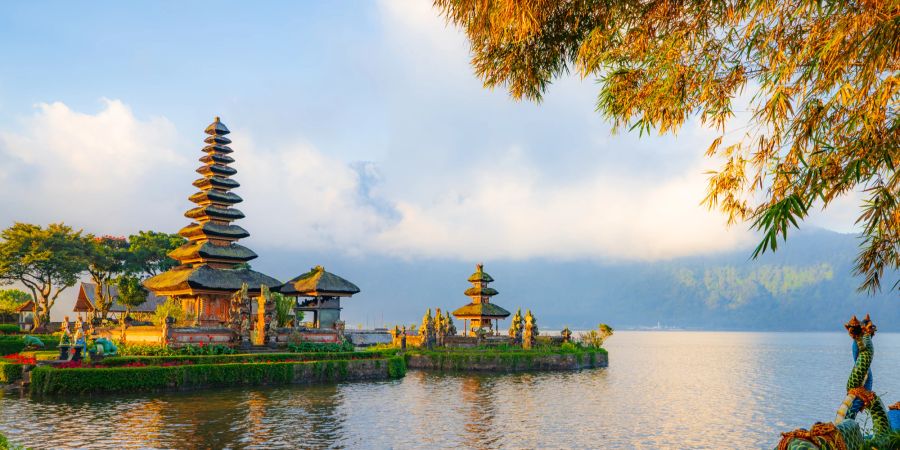 Pura Ulun Danu Bratan Tempel auf der Insel Bali auf dem Bratan-See.