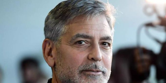Oscar-Preisträger George Clooney will Schülern helfen, in der Filmbranche Fuss zu fassen. Foto: Ian West/PA Wire/dpa Oscar-Preisträger George Clooney will Schülern helfen, in der Filmbranche Fuss zu fassen. Foto: Ian West/PA Wire/dpa