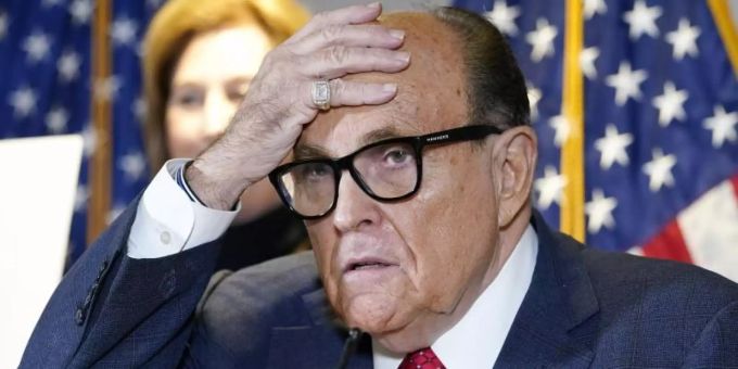 Rudy Giuliani, der ehemalige Bürgermeister von New York und Anwalt des früheren US-Präsidenten Donald Trump. Foto: Jacquelyn Martin/AP/dpa Rudy Giuliani, der ehemalige Bürgermeister von New York und Anwalt des früheren US-Präsidenten Donald Trump. Foto: Jacquelyn Martin/AP/dpa