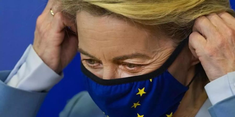 EU-Kommissionspräsidentin Ursula von der Leyen verkündete neue Zahlen zum Status der Impfkampagne in der Europäischen Union. Foto: Francisco Seco/AP Pool/dpa