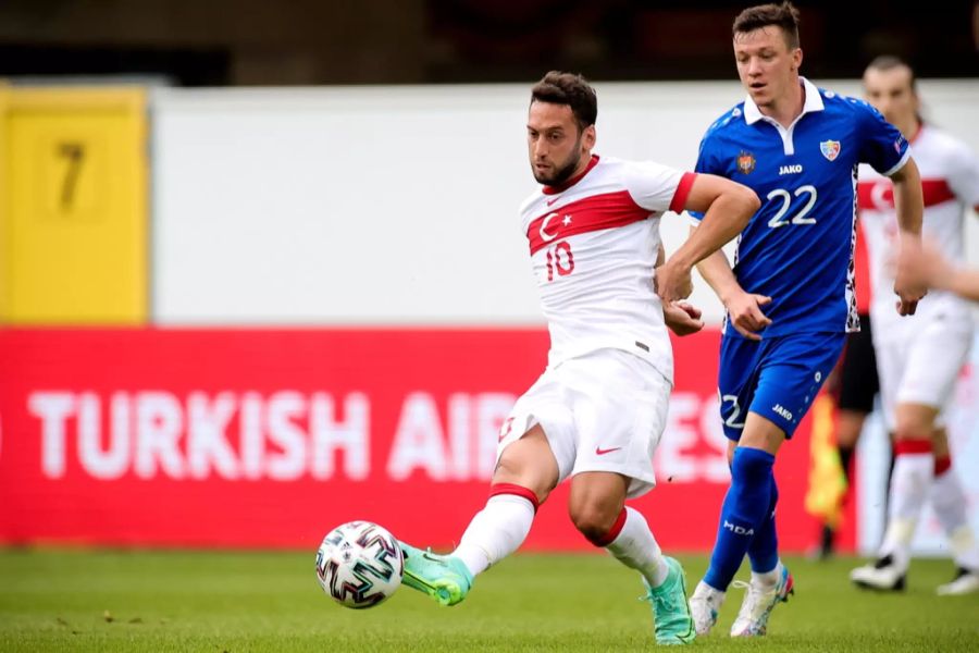 hakan calhanoglu