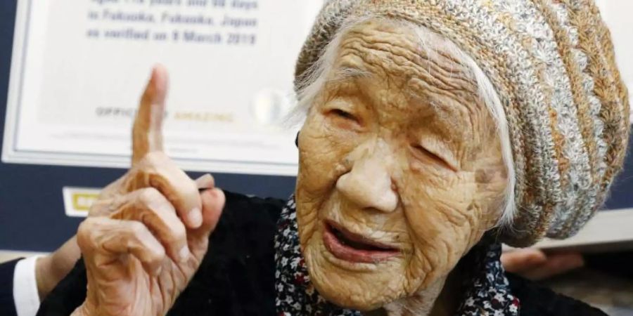 Die 116-jährige Japanerin Kane Tanaka trägt derzeit den Titel als ältester Mensch der Welt. Foto: Takuto Kaneko/Kyodo News