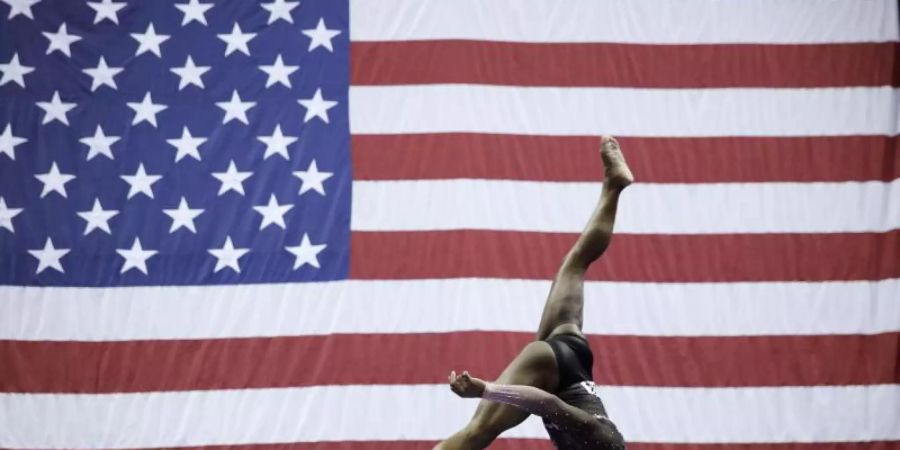 Turnerin Simone Biles sorgte bei den US-Meisterschaften für Furore. Foto: Charlie Riedel/AP