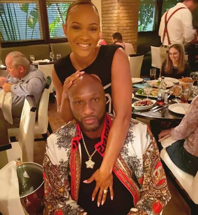 Lamar Odom stellte seine Verlobte seinen Instagram-Followern vor. Lamar Odom