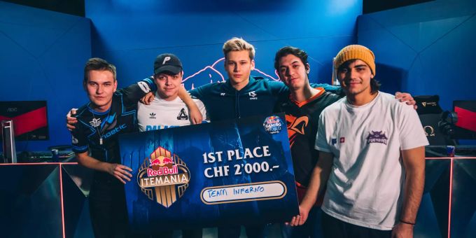 Das Gewinnerteam Inferno an der Red Bull Itemania 2019 Luzern. Team Inferno Itemania