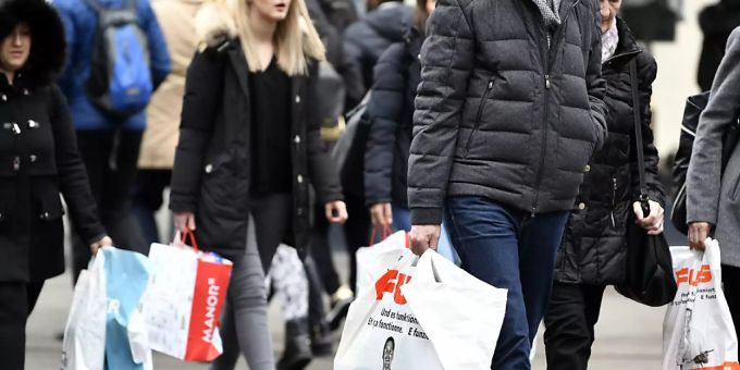 Läden verschwinden in den Innenstädten. Detailhandel