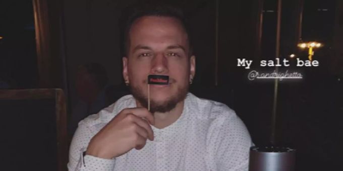 «Salt Bae» - Andrighetto leistet sich Gold-Steak bei Nusret Gökce