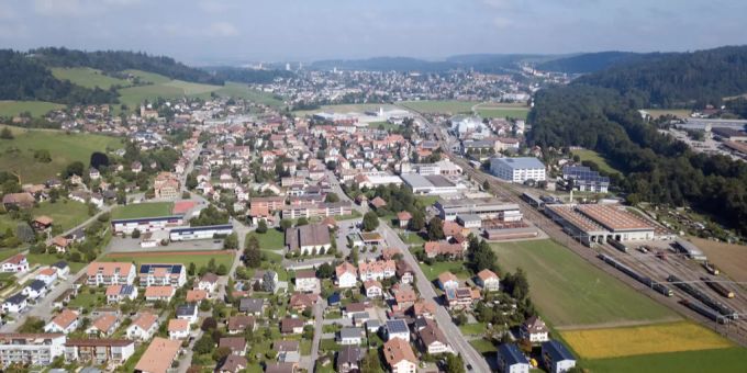 Drohnenaufnahme aus Oberburg bei Hasle nahe Burgdorf. Drohnenaufnahme aus Oberburg bei Hasle nahe Burgdorf