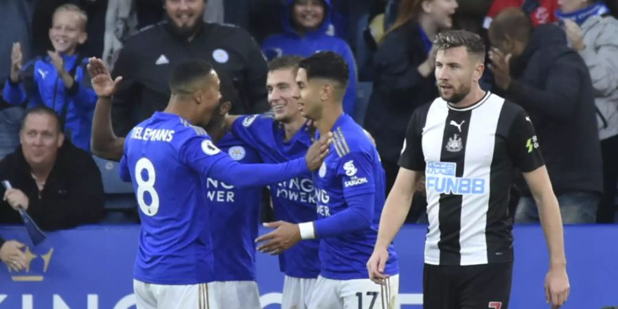 Leicester jubelt, Newcastle schleicht davon