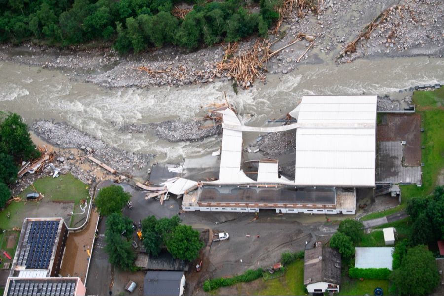 Im Tessiner Maggiatal sorgten heftige Unwetter am Samstagabend und in der Nacht auf Sonntag für grosse Zerstörung.