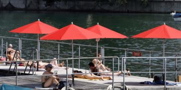 Frauenbadi Spanner Sichtschutz
