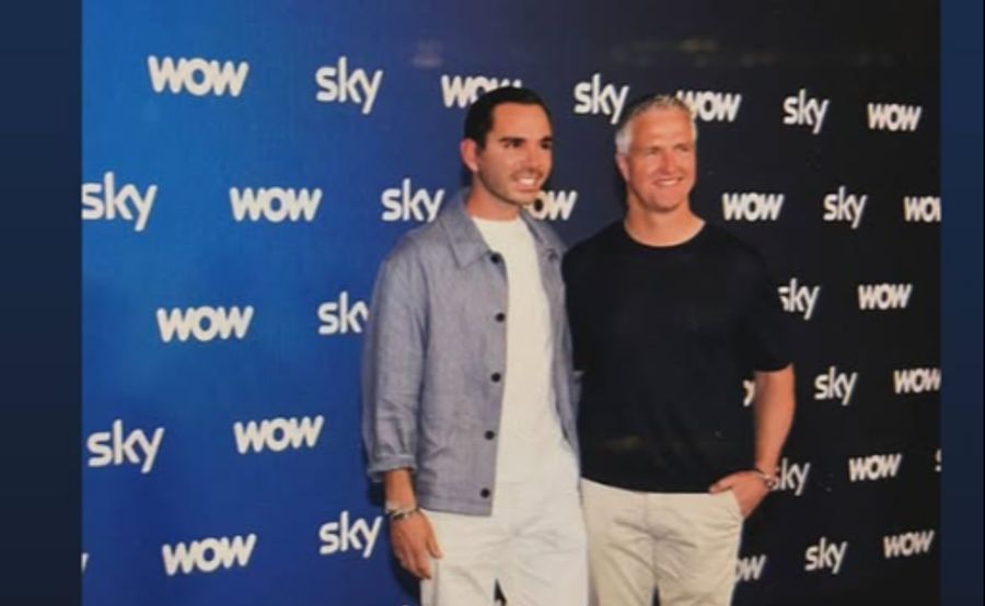 Und bei dem Spektakel darf die ganze Welt zuschauen: Es gibt nämlich eine Hochzeits-Doku!