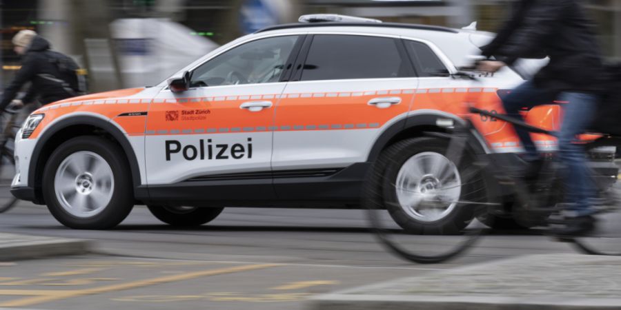 Die Stadtpolizei nahm 13 Personen im Alter zwischen 17 und 20 Jahren fest. (Symbolbild)