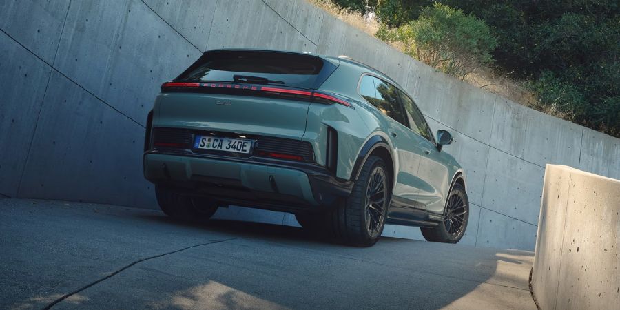 Porsche Cayenne Electric