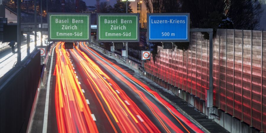 Das von der Autobahn geprägte Gebiet in Kriens soll wohnlicher werden. (Archivaufnahme)
